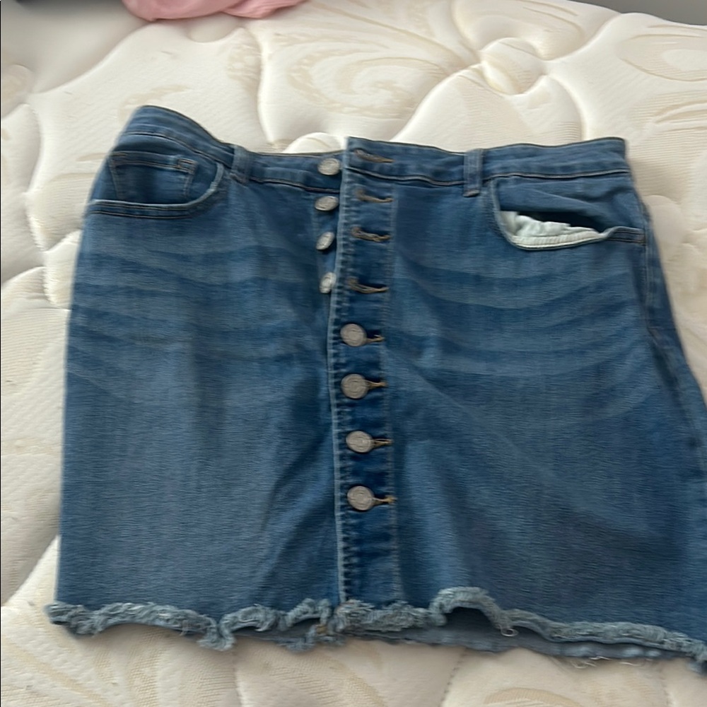 Blue Mini Denim Skirt for Casual Nights